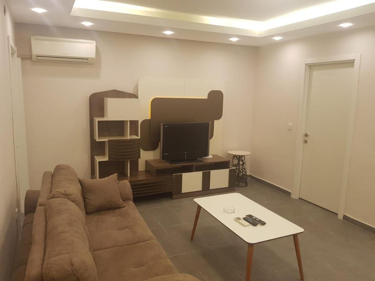 Center Apartment Istanbul Exterior photo